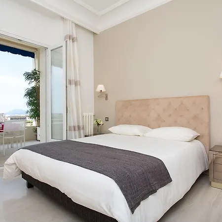 Gallia * Cannes